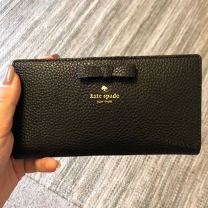 Kate Spade black wallet (brand new)